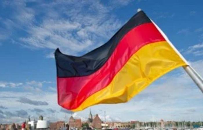 روسيا تطالب موظفي قنصلية ألمانيا في سان بطرسبورج بمغادرة أراضيها
