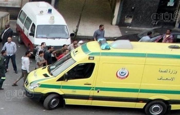 إصابة 12 شخصا في حادث تصادم سيارتين أعلى محور الضبعة