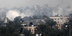 خان
      يونس
      تحت
      الحصار..
      وإسرائيل
      تكشف
      أهداف
      المرحلة
      الثالثة
      من
      «الهجوم
      البري»