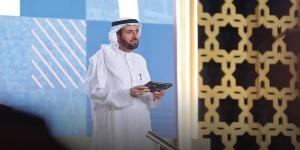 الربيعة:
      سيتم
      توقيع
      1500
      اتفاقية
      بين
      شركات
      العمرة
      والزيارة
      السعودية
      والدولية