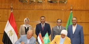 محافظ القليوبية يوقع عقد استغلال مكتبة المنار ببنها لتعظيم الاستفادة من أصول المحافظة