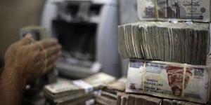 تتبع مسار 70 مليون جنيه، النيابة تخاطب البنك المركزي لكشف حسابات متهمين بغسل الأموال بالأسلحة