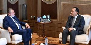 الدولار والاحتياطي والتضخم.. 3 ملفات على مائدة مدبولي ومحافظ البنك المركزي