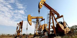 النفط يقترب من 100 دولار وسط اضطرابات الإمدادات في هرمز