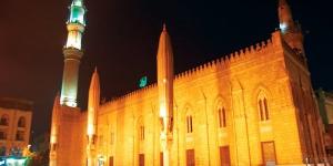 مواقيت الصلاة، موعد أذان العشاء اليوم الإثنين في القاهرة والمحافظات