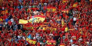 بعد أزمة سبتة، ريال مدريد ينفي منع دخول الجماهير إلى برنابيو بالأعلام الإسبانية
