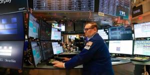 الأسهم الأمريكية ترتفع مع تراجع أسعار النفط وصعود عوائد السندات