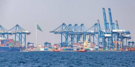 موانئ":
      إضافة
      خدمة
      شحن
      جديدة
      تابعة
      لشركة
      عالمية
      إلى
      ميناء
      الجبيل