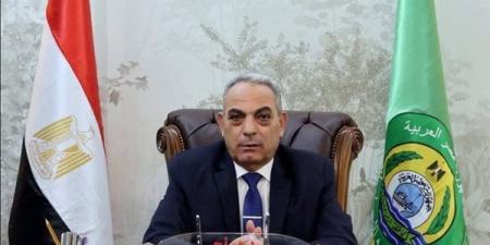 محافظ الإسماعيلية يتابع مستجدات حادث "الدواويس" ويوجه بتوفير الرعاية الطبية للمصابين