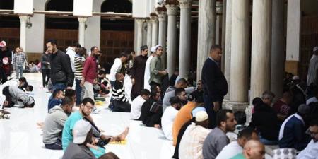 هل يجوز للطبيب ترك صلاة الجمعة من أجل رعاية المرضى؟ الإفتاء تحسم الجدل