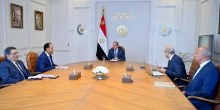 السيسي يعيد رسم خريطة الطيران المدني.. زيادة الطاقة الاستيعابية للمطارات وتحديث بنيتها التحتية.. إدخال الذكاء الاصطناعي ورفع مستويات السلامة والأمن.. تحسين تجربة المسافرين وجذب الاستثمارات