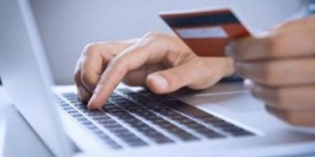 الهاتف المحمول والذكاء الاصطناعي، خبراء: التحول الرقمي يوسع قاعدة المستفيدين من الخدمات المصرفية