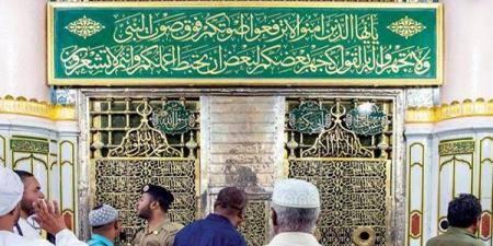 ما حكم الصلاة في الروضة الشريفة خلال أوقات الكراهة؟ دار الإفتاء تجيب