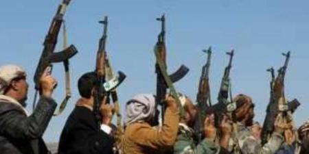 القاهرة الإخبارية: أنباء عن مقتل قيادات عسكرية حوثية فى غارة استهدفت اجتماعهم