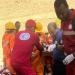 الهلال الأحمر يتحرك ميدانيًا بعد انهيار عقار في عزبة شاهين بالمنيا