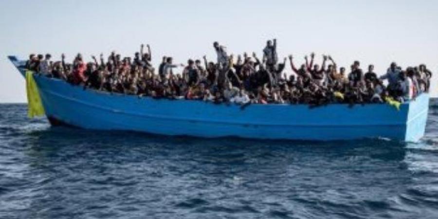 فقدان أكثر من 64 مهاجرا بعد انقلاب قاربهم قبالة سواحل اليمن