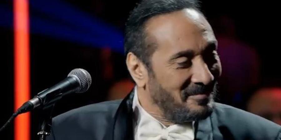 علي
      الحجار
      يتألق
      بأغنية
      المال
      والبنون
      لأول
      مرة
      على
      مسرح
      الموسيقى
      العربية