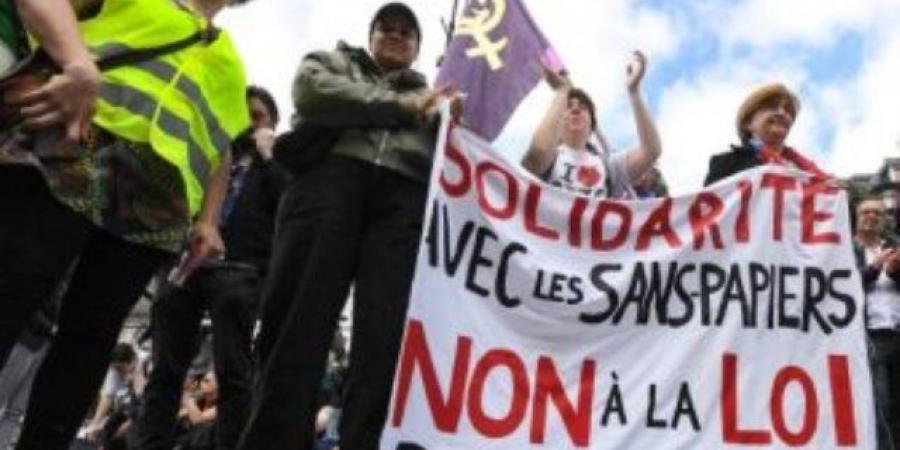 مظاهرات فى جميع أنحاء فرنسا ضد قانون الهجرة الجديد