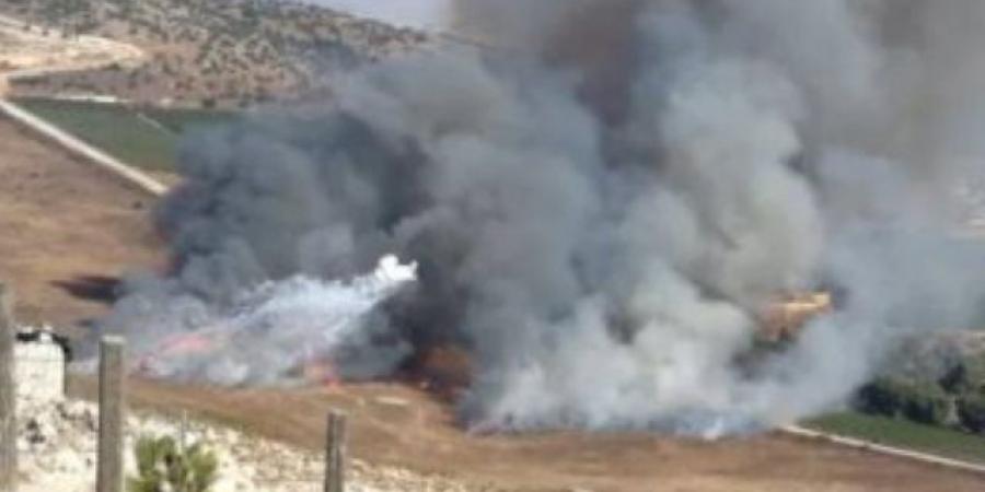 جيش الاحتلال يعلن قصف البنية التحتية لحزب الله بمنطقتى طير حرفا وعيتا الشعب