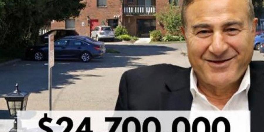 رجل
      الأعمال
      الفلسطيني
      أنور
      فيصل
      يشتري
      مساكن
      الراحل
      Marcello
      Stisi