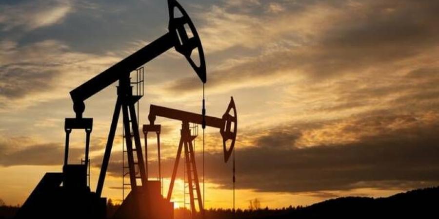 أسعار النفط ترتفع إثر تهديدات أمريكية بحصار مفتوح على إيران