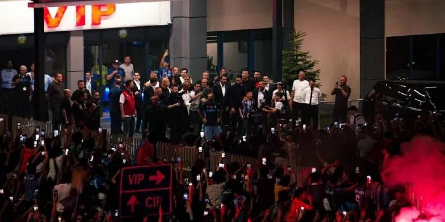 محمد صلاح: لم أشاهد استقبالًا كهذا من قبل.. وسأبذل كل ما لدي مع طرابزون