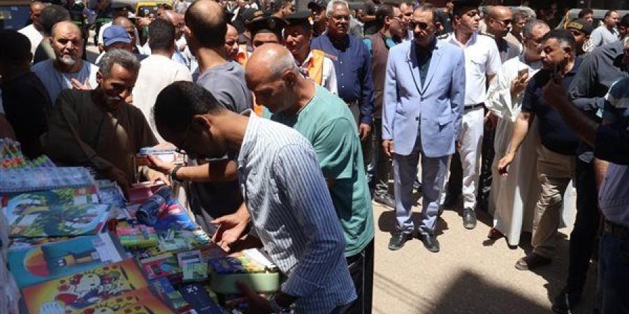 محافظ سوهاج يقود حملة مكبرة لضبط الأسواق ورفع الإشغالات بشوارع البلينا