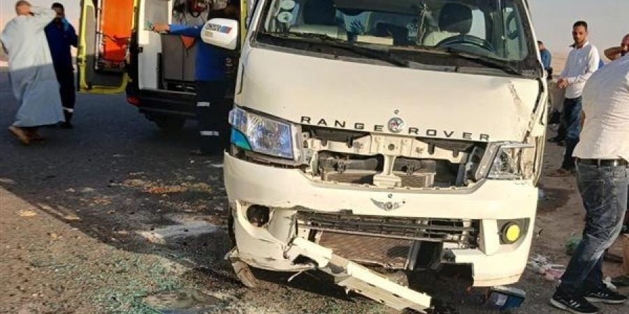 مصرع وإصابة 7 أشخاص في انقلاب ميكروباص أعلى دائري البساتين