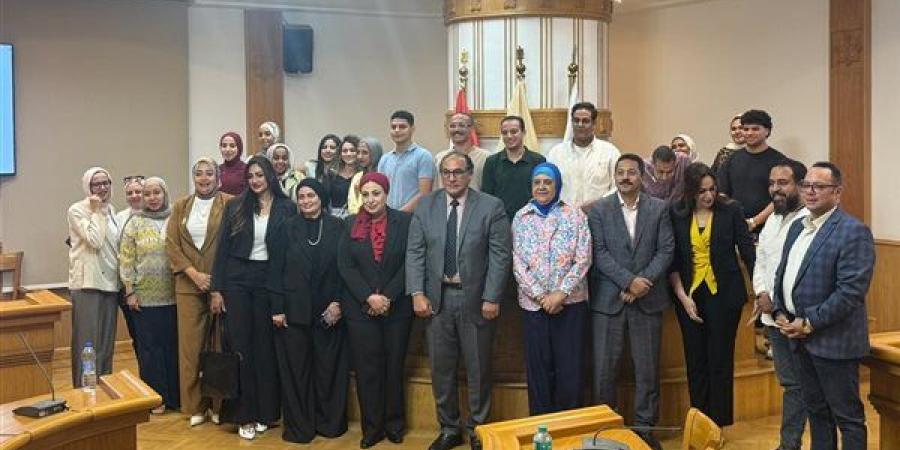 الانعزال الرقمي وصناعة الوعي، الأعلى للثقافة يناقش سبل حماية الشباب من الأفكار الهدامة