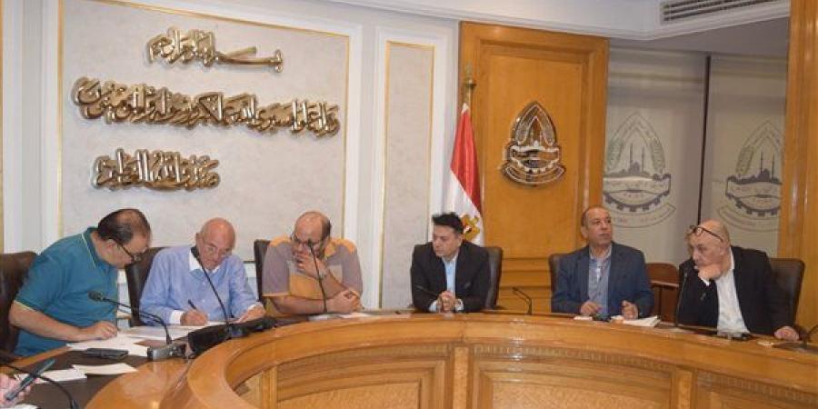 طوارئ بغرفة القاهرة لوضع الترتيبات النهائية لتنظيم «أهلًا مدارس»