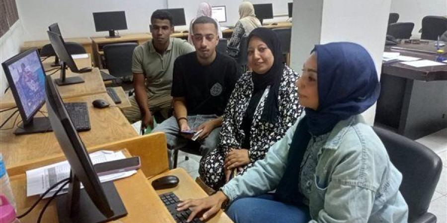 أخبار مصر اليوم.. موعد غلق باب تسجيل الرغبات لطلاب STEM والنيل المصرية الدولية..أول تعليق من "الأطباء" على مقترح الاستعانة بـ"البيطريين" لسد عجز البشريين.. حقيقة غلق محلات عمارة الإيموبيليا بوسط البلد