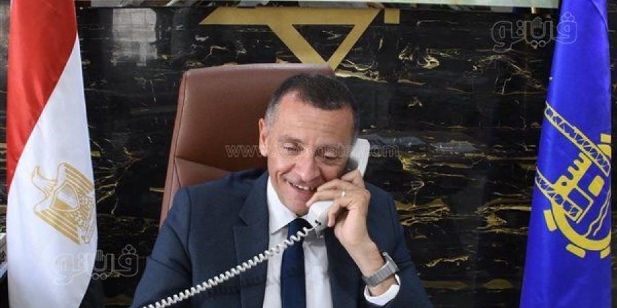 محافظ أسوان يطلق مبادرة لإحلال وتجديد سيارات التاكسي القديمة