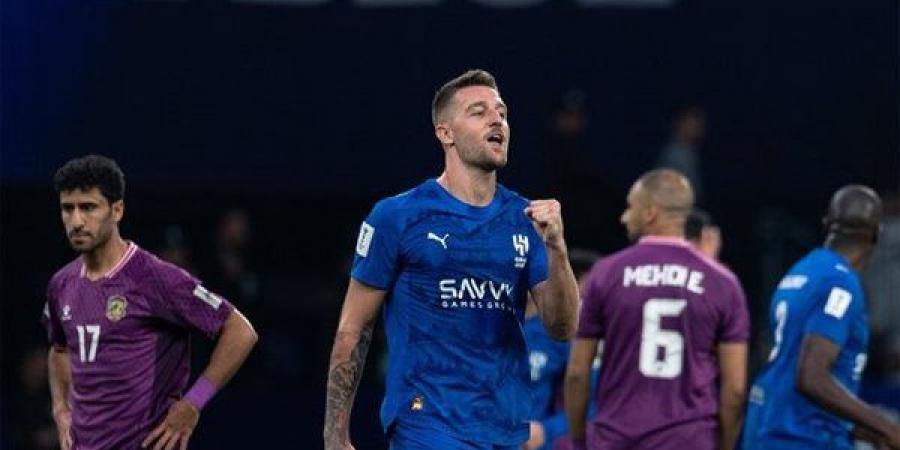 التشكيل الرسمي لمواجهة الهلال والأهلي في الدوري السعودي