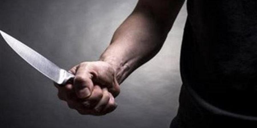 سرقا ذهبها وهدداها بالذبح داخل بغرفة نومها، سيدة تنجو من القتل على يد عاطلين بالمنيا