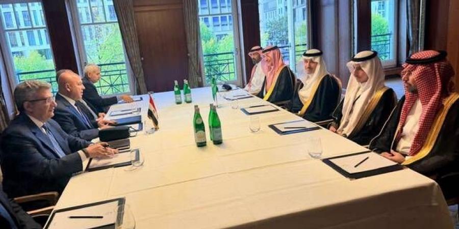 مصر والسعودية تبحثان تعزيز التعاون في النقل واللوجستيات والربط البحري