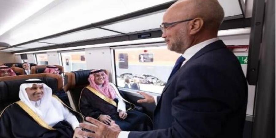 "سار" تعزز أسطولها بـ10 قطارات ركاب و33 قاطرة و782 عربة شحن