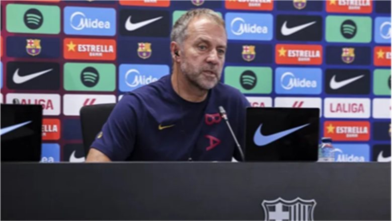 فليك يعيد حساباته في برشلونة بعد صدمتي باريس وريال مدريد