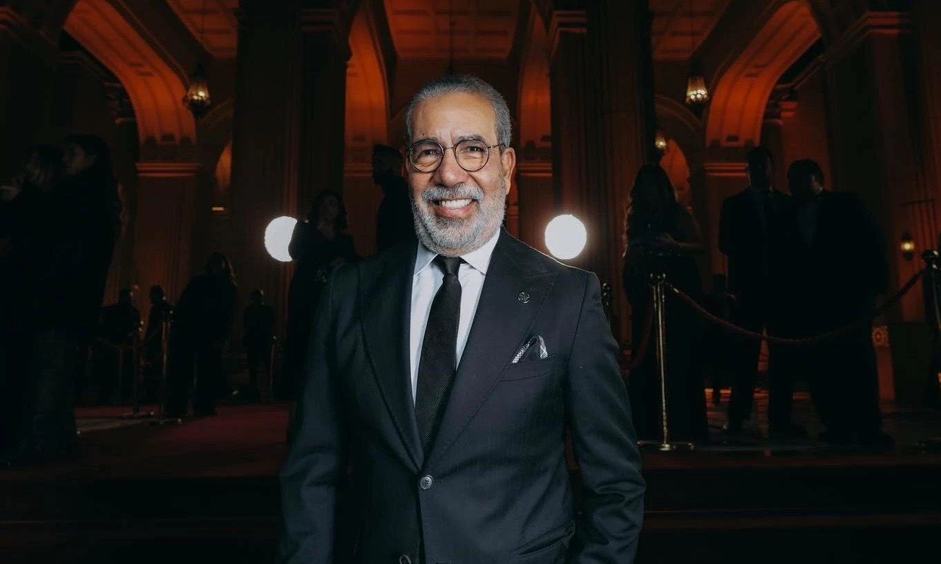 «القاهرة السينمائي» يعلن تكريم مدحت العدل بجائزة الهرم الذهبي لإنجاز العمر في دورته الـ47
