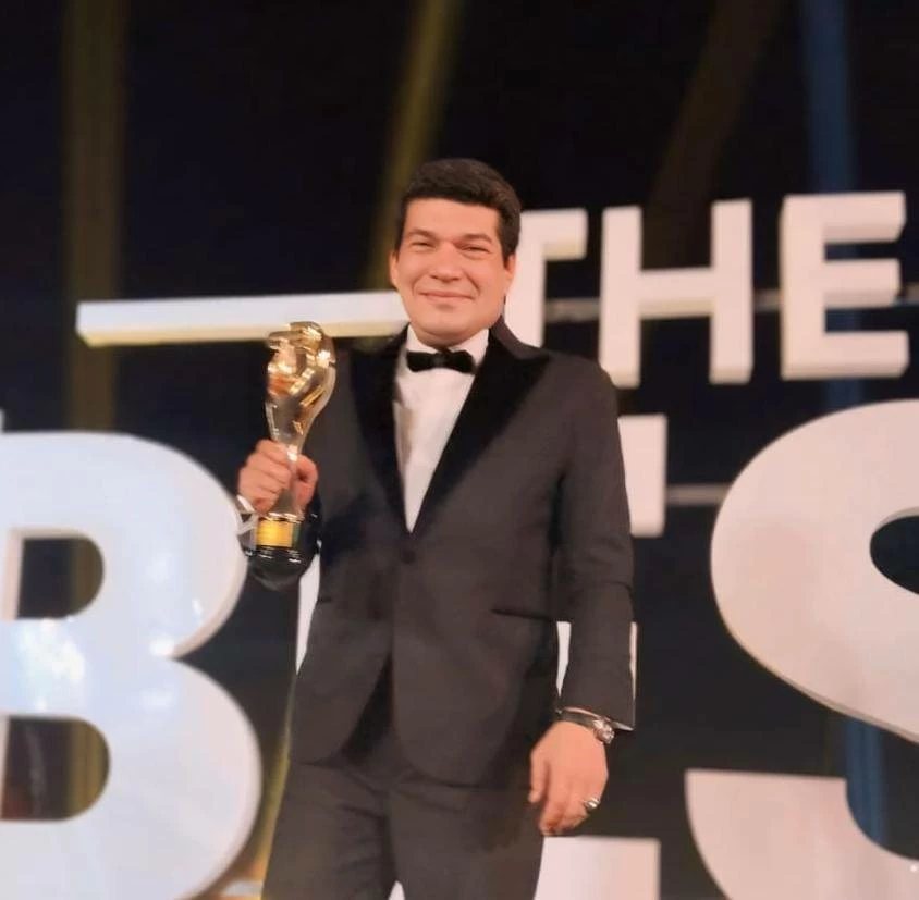 باسم سمرة يحصد جائزة النجم الذهبي في الدراما عن «عين سحرية»