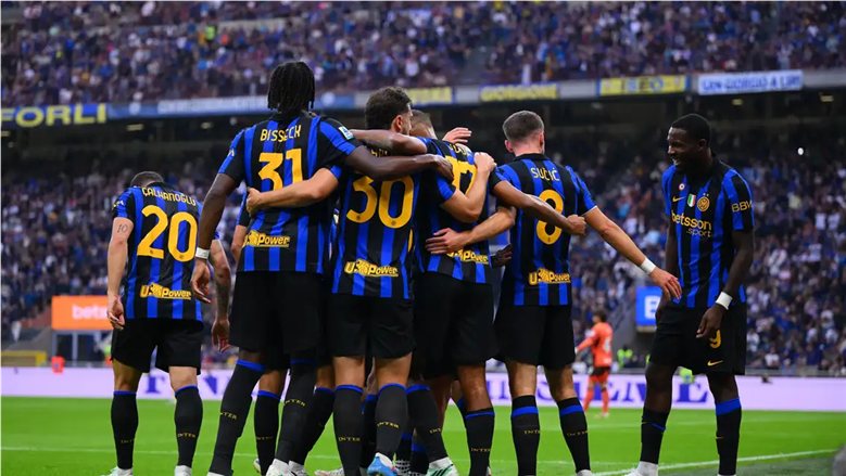 إنتر يبحث عن مواصلة الانتصارات أمام فيورنتينا في الدوري الإيطالي