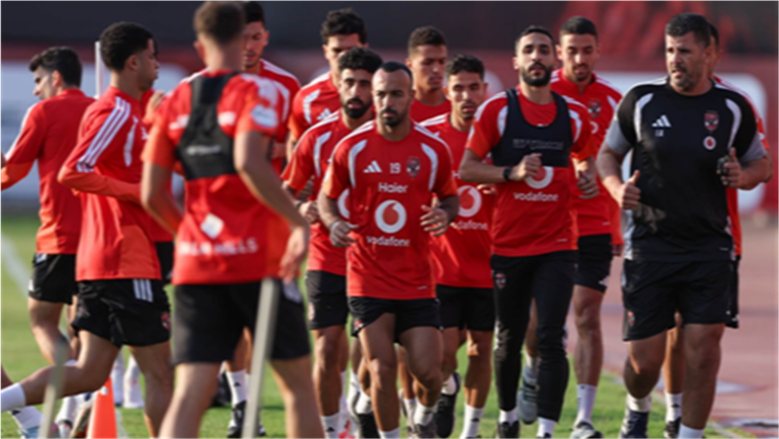 تقدم الأحمر بثنائية .. شاهد الآن مباراة الاهلى وكيتارا الأوغندى