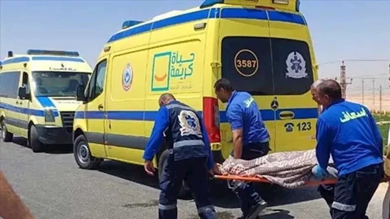 الصحة: مصرع 4 أشخاص وإصابة 48 في حادثين بطريق الصعيد الشرقي