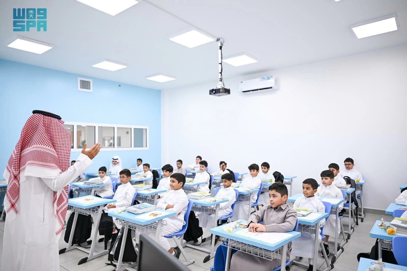9 إجراءات بعد الاختبار الفتري لطلاب المدارس.. إبلاغ أولياء الأمور بالمستوى