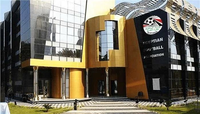 اتحاد الكرة يعلن تنظيم دورتي الرخصة التدريبية A11 وA12 لتأهيل المدربين المصريين