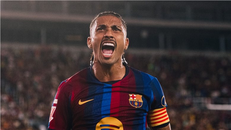 رافينيا يوقع عقده الجديد مع برشلونة حتى 2030