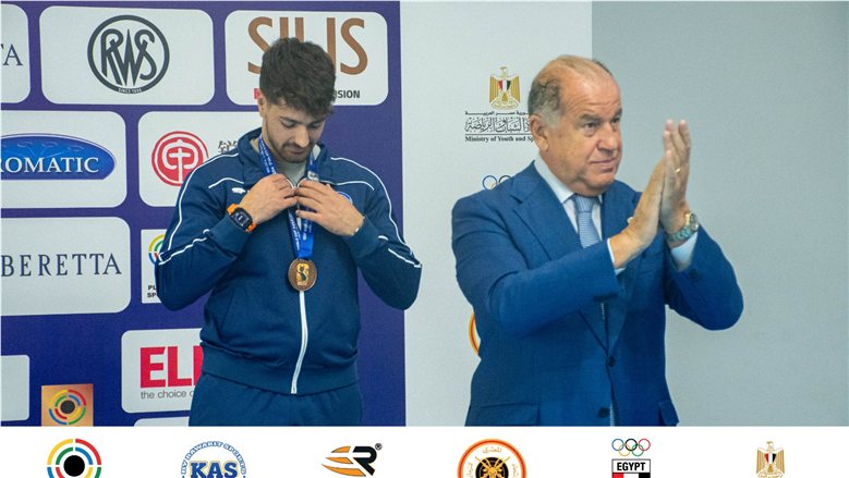 الهند تتصدر نهائي مسدس 10 أمتار للرجال في كأس العالم للرماية بالقاهرة