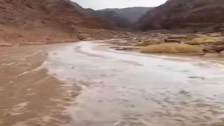 الري: حجز 12.4 مليون متر مكعب من مياه السيول في سيناء والبحر الأحمر