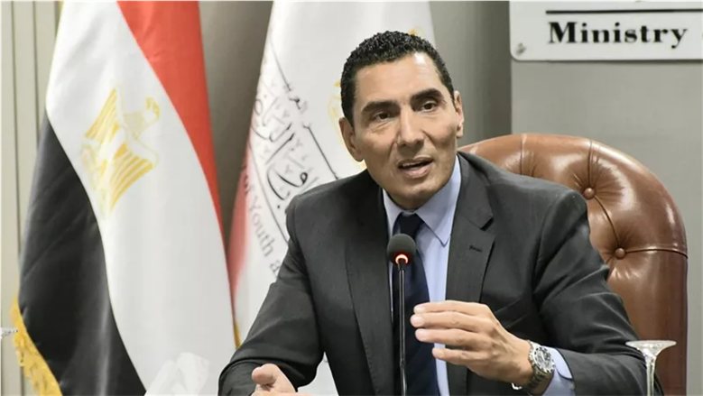 وزير الشباب والرياضة يهنئ منتخب مصر للبادل للسيدات بالتأهل إلى كأس العالم