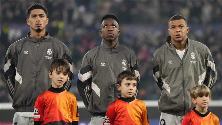 ثلاثي ريال مدريد يثير القلق.. هل تنفجر أزمة الرواتب في مشروع مورينيو؟