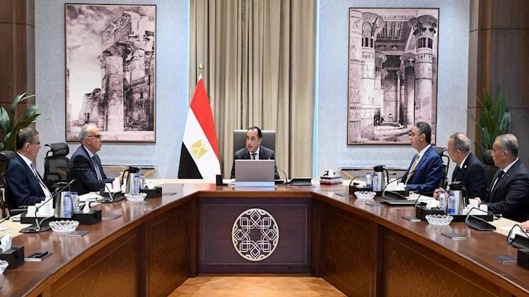 رئيس الحكومة يستعرض تحديات الأمن الغذائي والمائي في منتدى مصر 2026